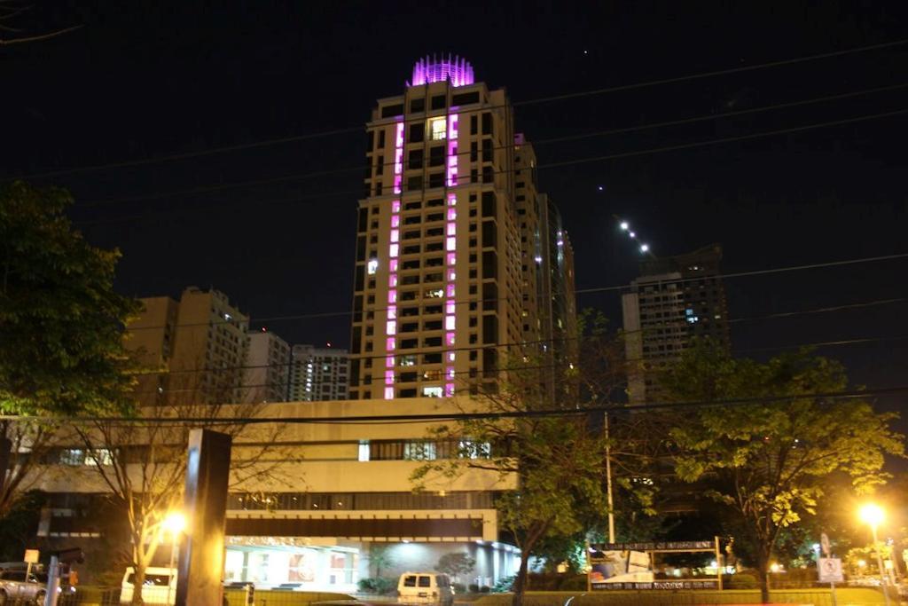 Apartment Mosaic Tower Manila