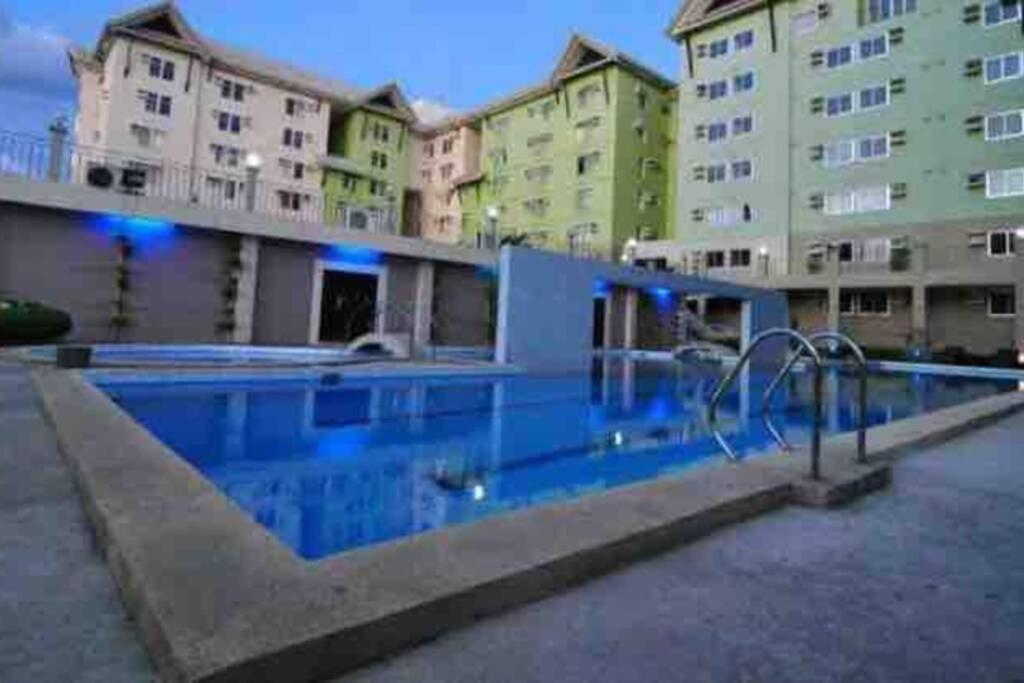 Centropolis 3, Tropical Modern Apartment *