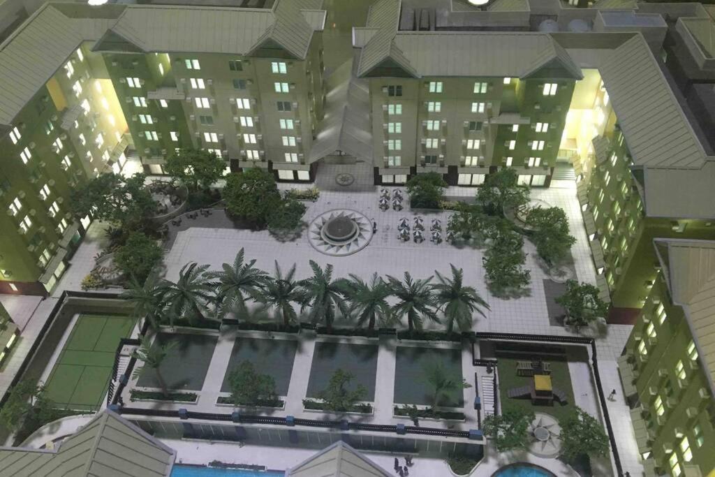 Centropolis 3, Tropical Modern Apartment *
