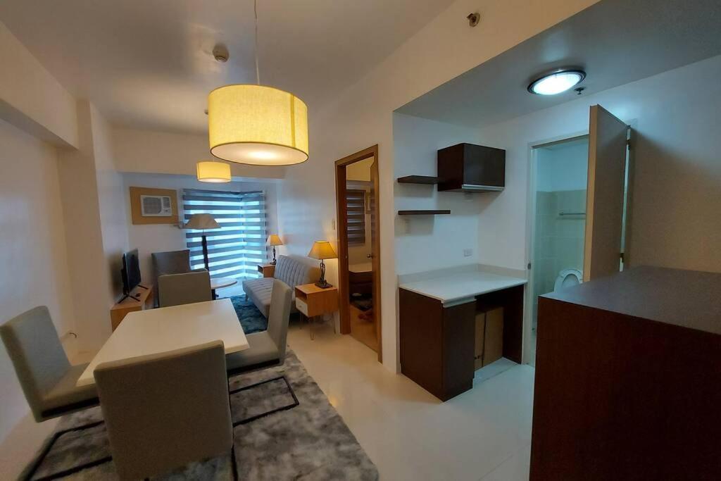 Magnificent View Of Bay, Roxas Blvd, Us Embassy Apartamento Manila