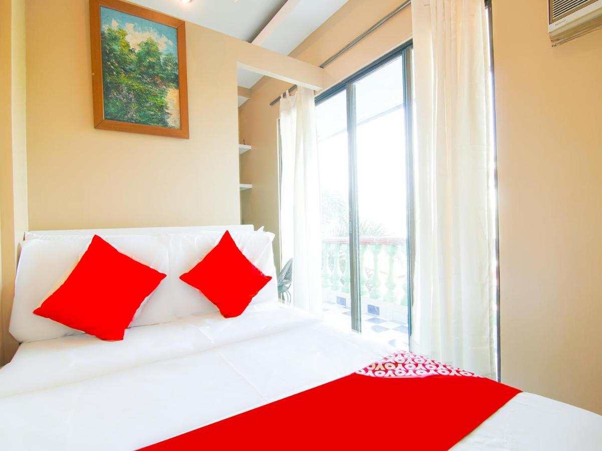 Oyo 477 Carino Hotel 2*