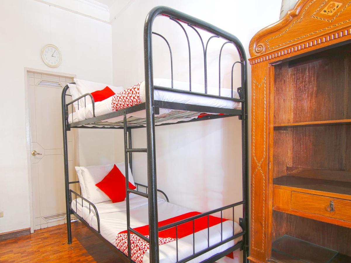 Oyo 477 Carino Hotel 2*