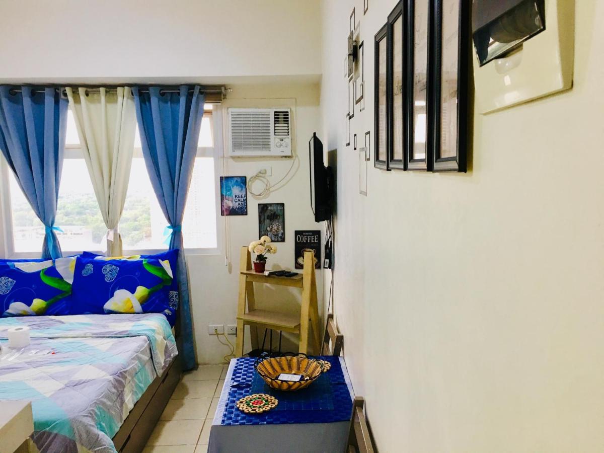 Booker Com In Mandaluyong * Manila