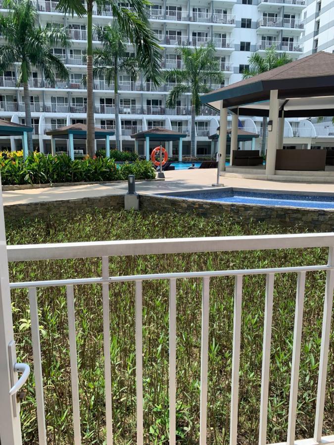 Kathys Crib At Shell Residences * Manila