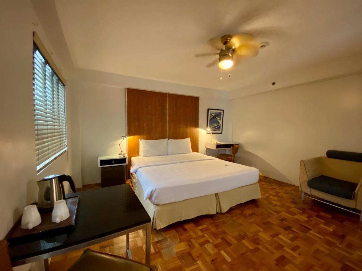 The Clipper House, Poblacion Makati Manila