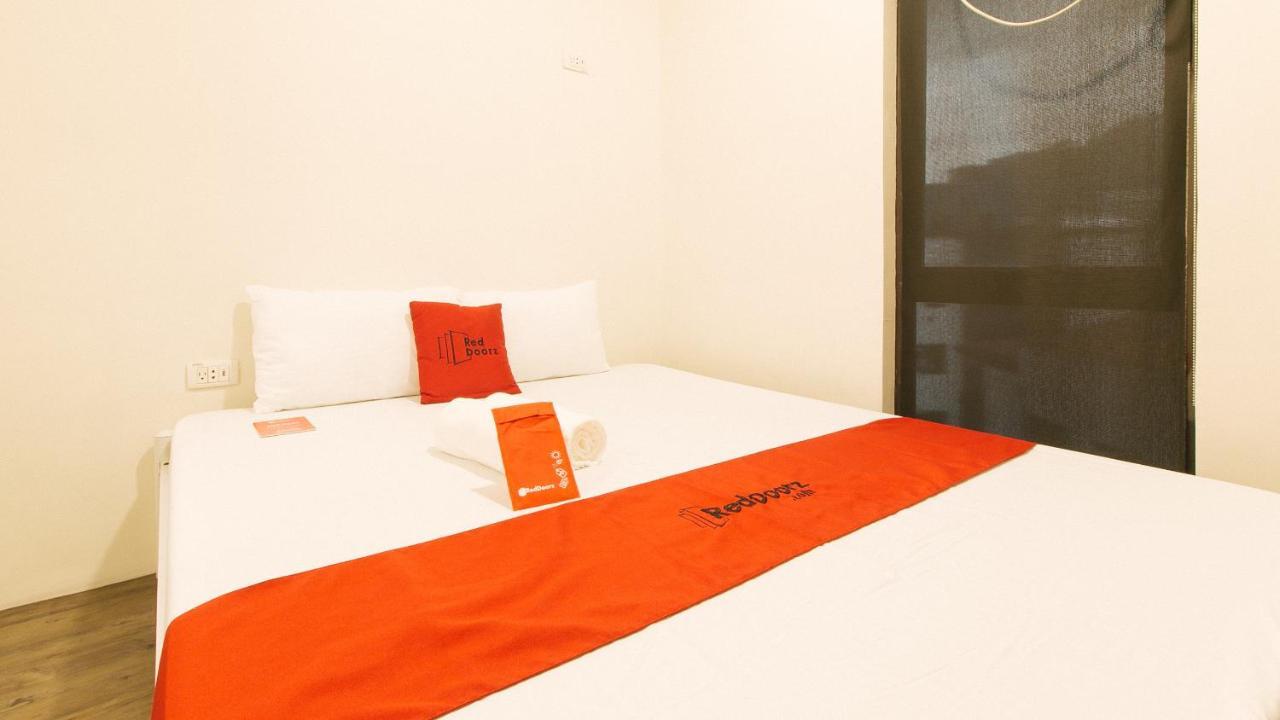 Reddoorz At Mytown Istanbul Makati - Quarantine Hotel