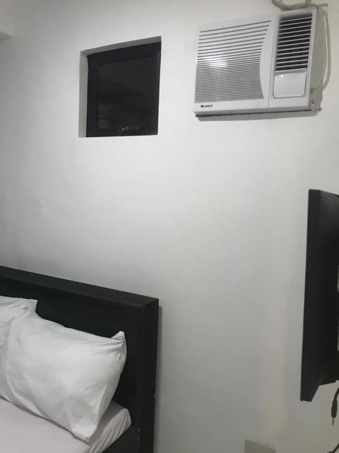 Gerlin And Otchow Eatery Manila