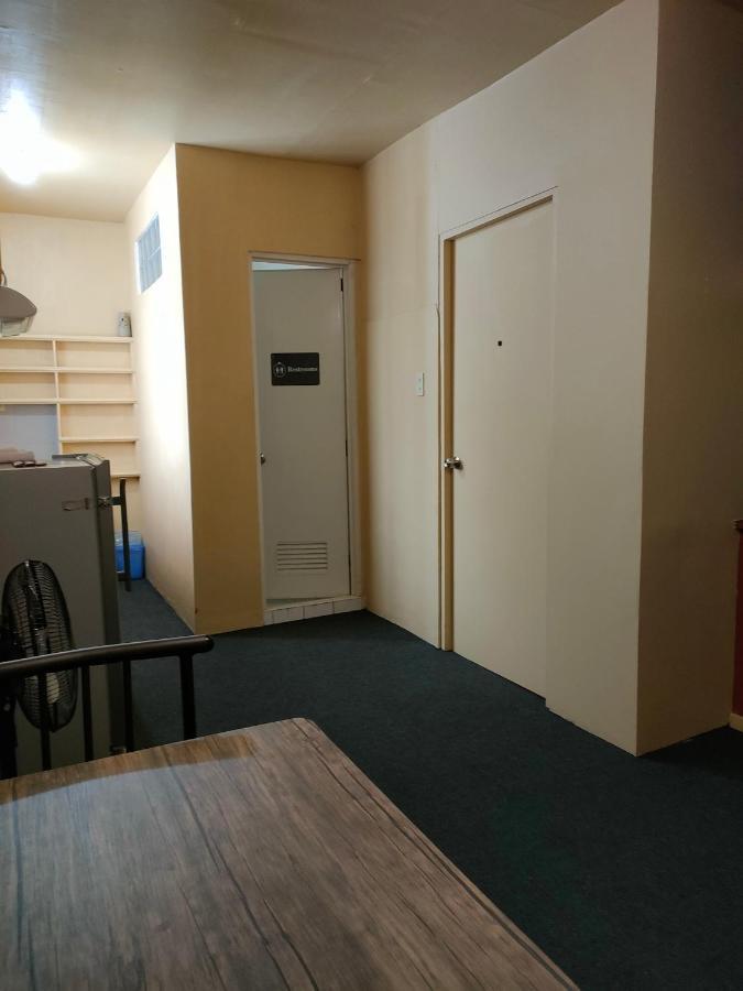 Bed & Breakfast Antoine Despasito Near Airport Manila