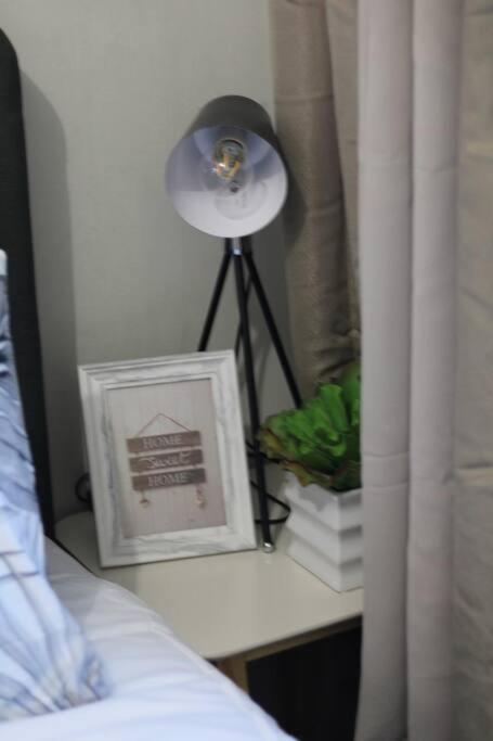 Huge A2j Executive Luxury 1br Near Abs Cbn, Gma Apartment