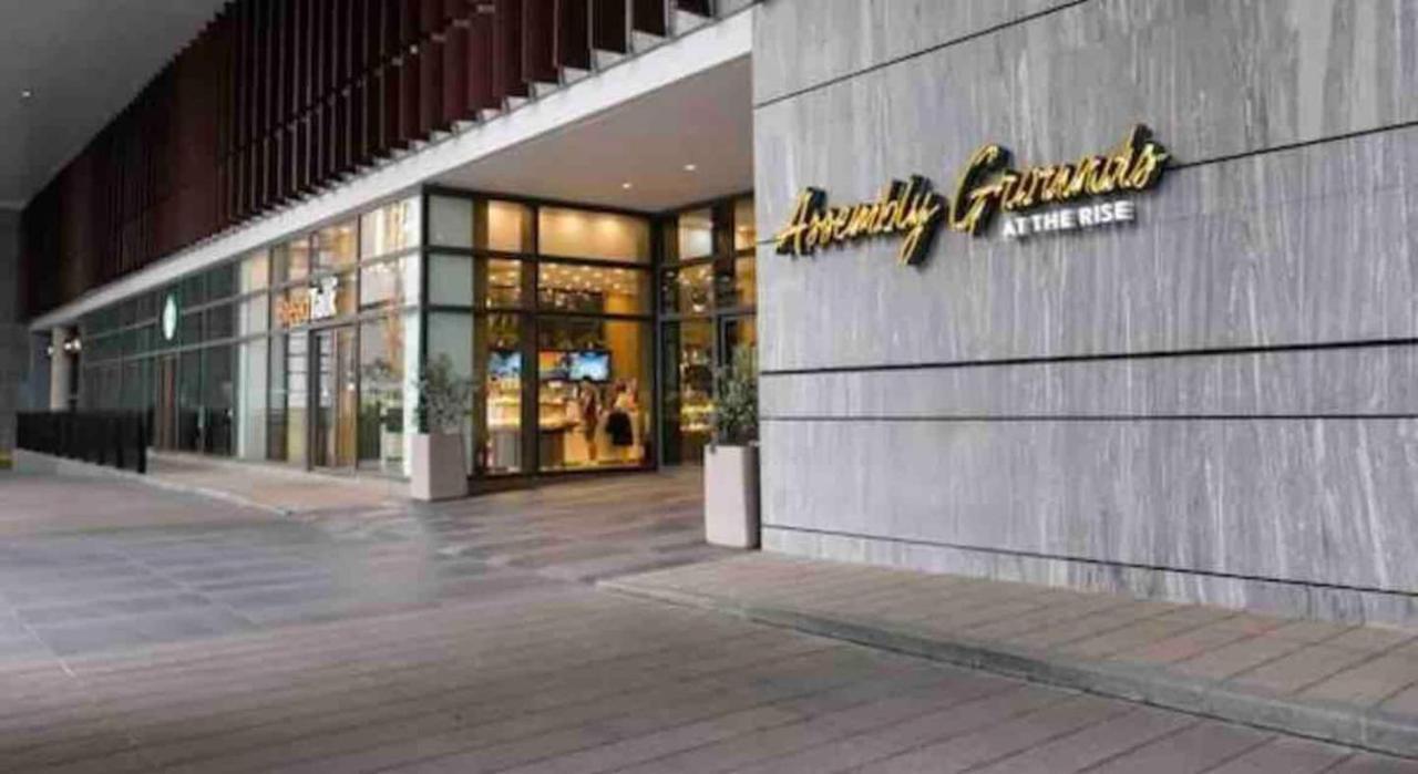 Fully Furnished 1 Bedroom With Balcony In Air Residences Makati Philippines Aparthotel Manila