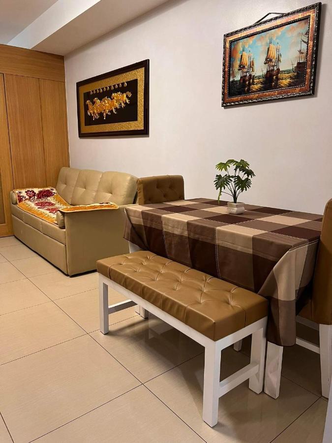 Apartment Jona'S Place At Shell Residences Manila