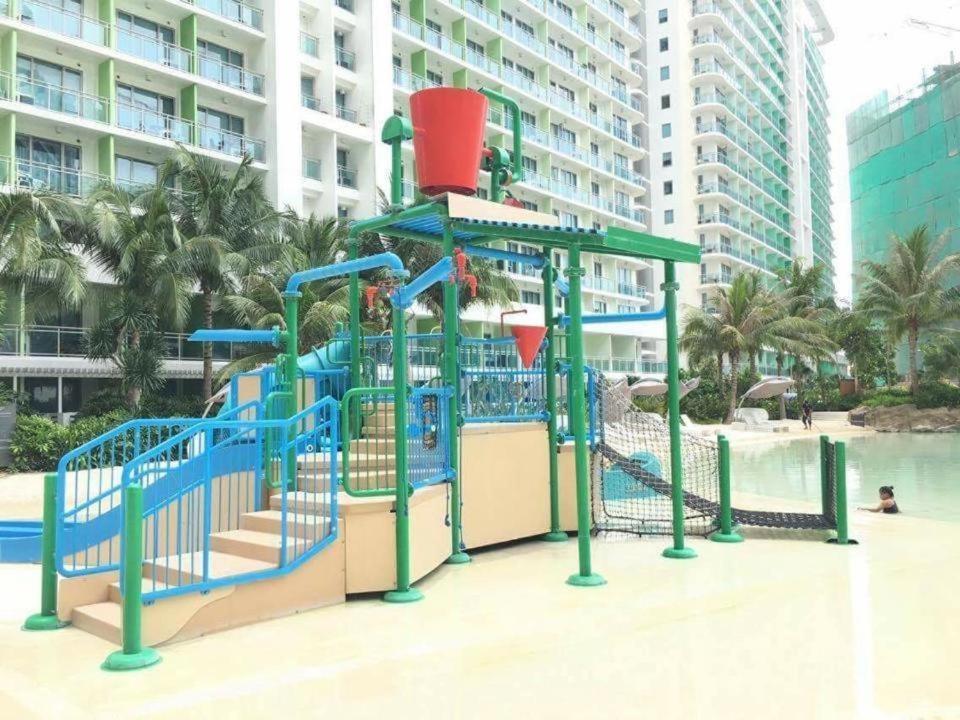 Apartment Urban At Azure Manila