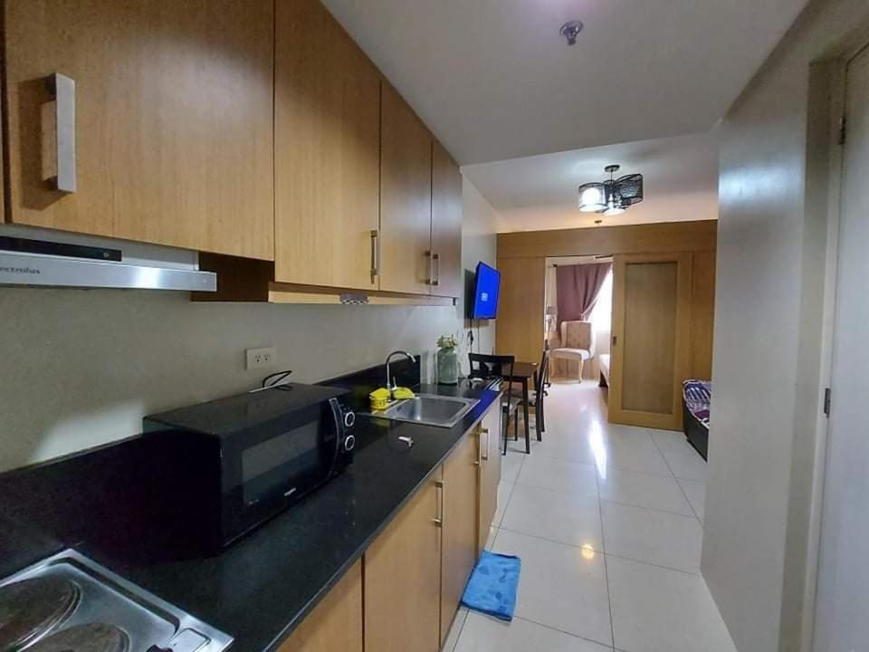 Apartment Shell Residences Honey Manila