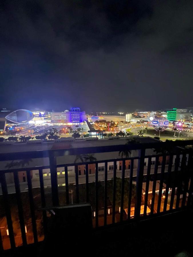 Jona'S Place At Shell Residences Manila * Manila