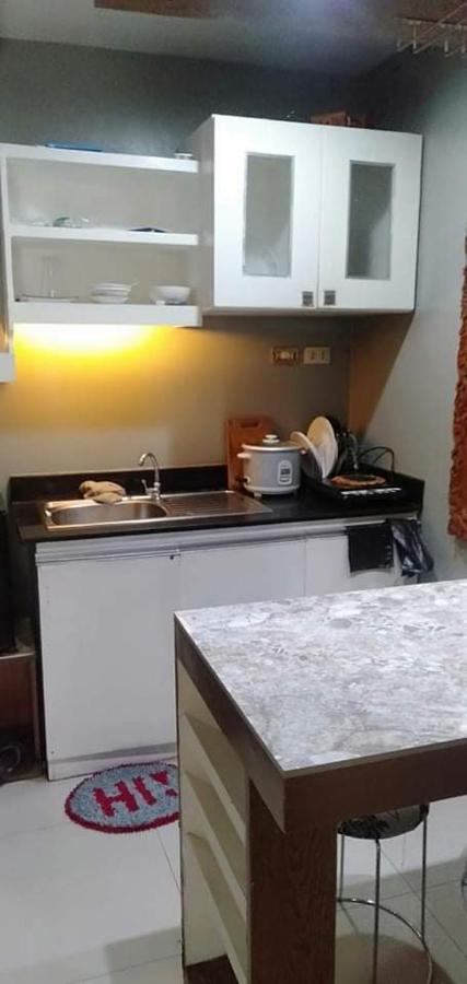 Apartment Angel's Travellers Transit House Manila