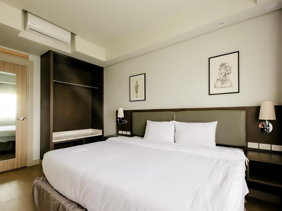 Hotel Capital O 804 The Residences At Bonifacio Civic Center