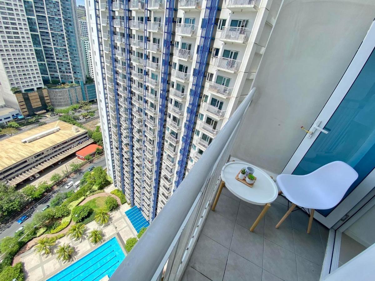 2 Bedroom In Jazz Makati * Manila