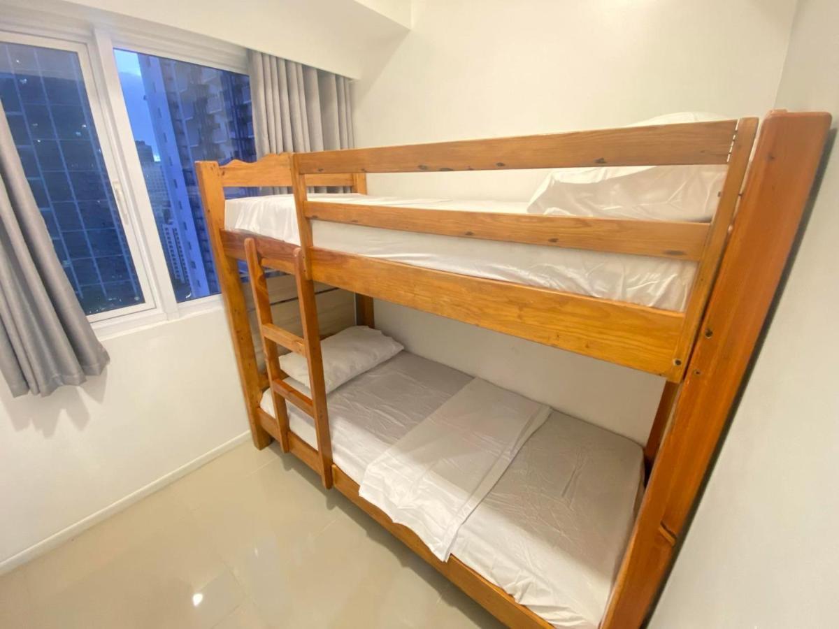 2 Bedroom In Jazz Makati Apartment Manila