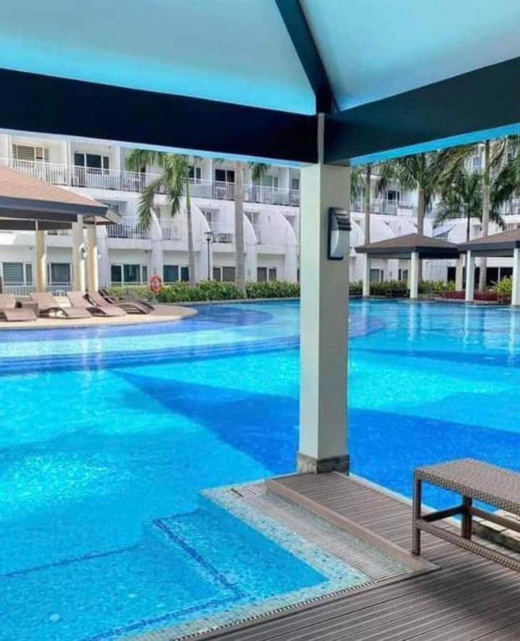 Shell Residences Honey