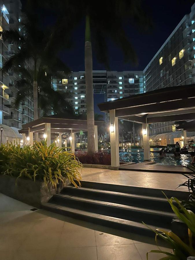 Jona'S Place At Shell Residences Manila Manila