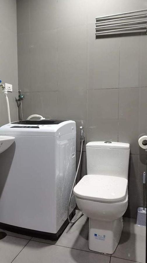 Aparthotel Fully Furnished 1 Bedroom With Balcony In Air Residences Makati Philippines *