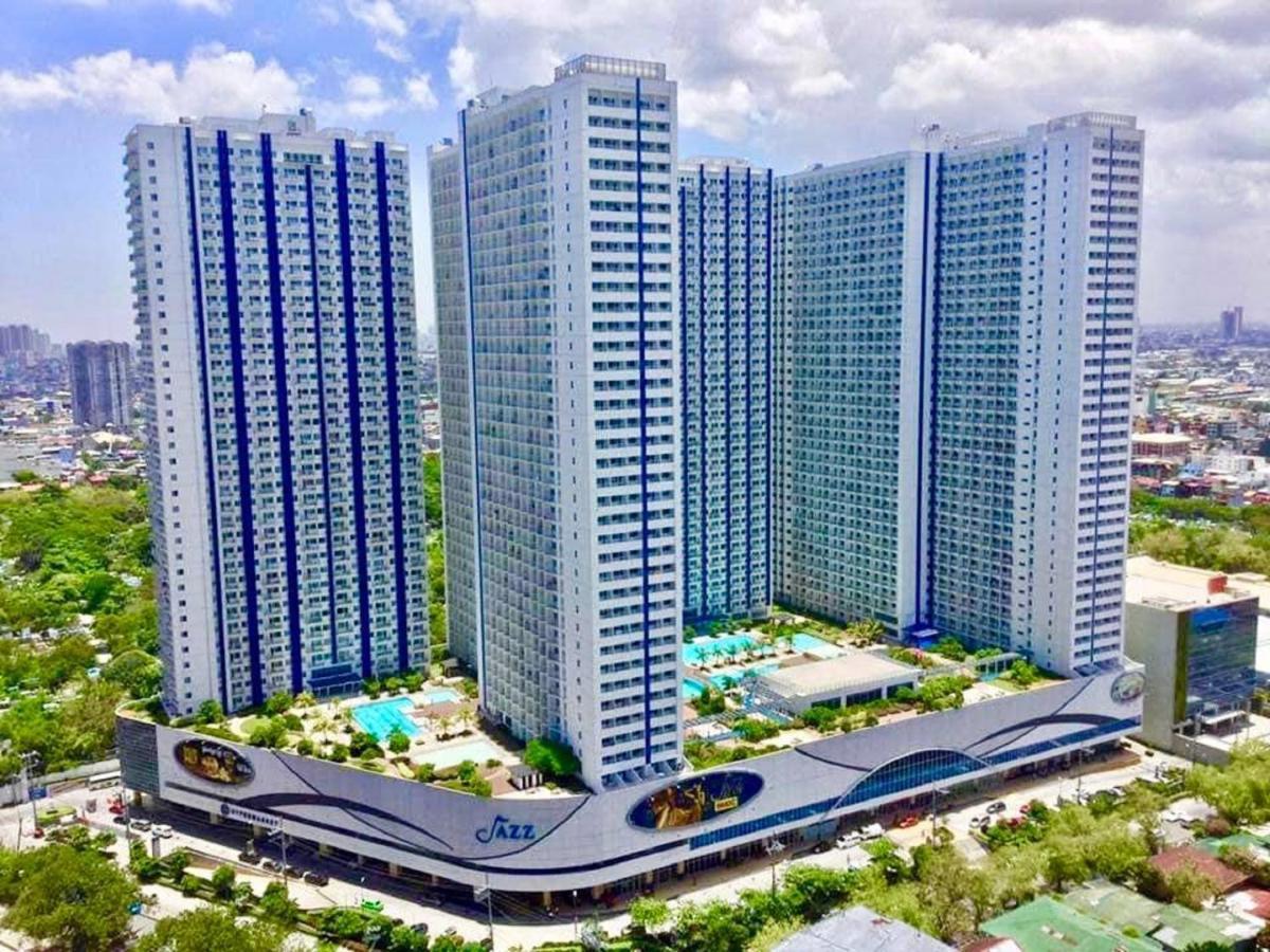 2 Bedroom In Jazz Makati Apartment