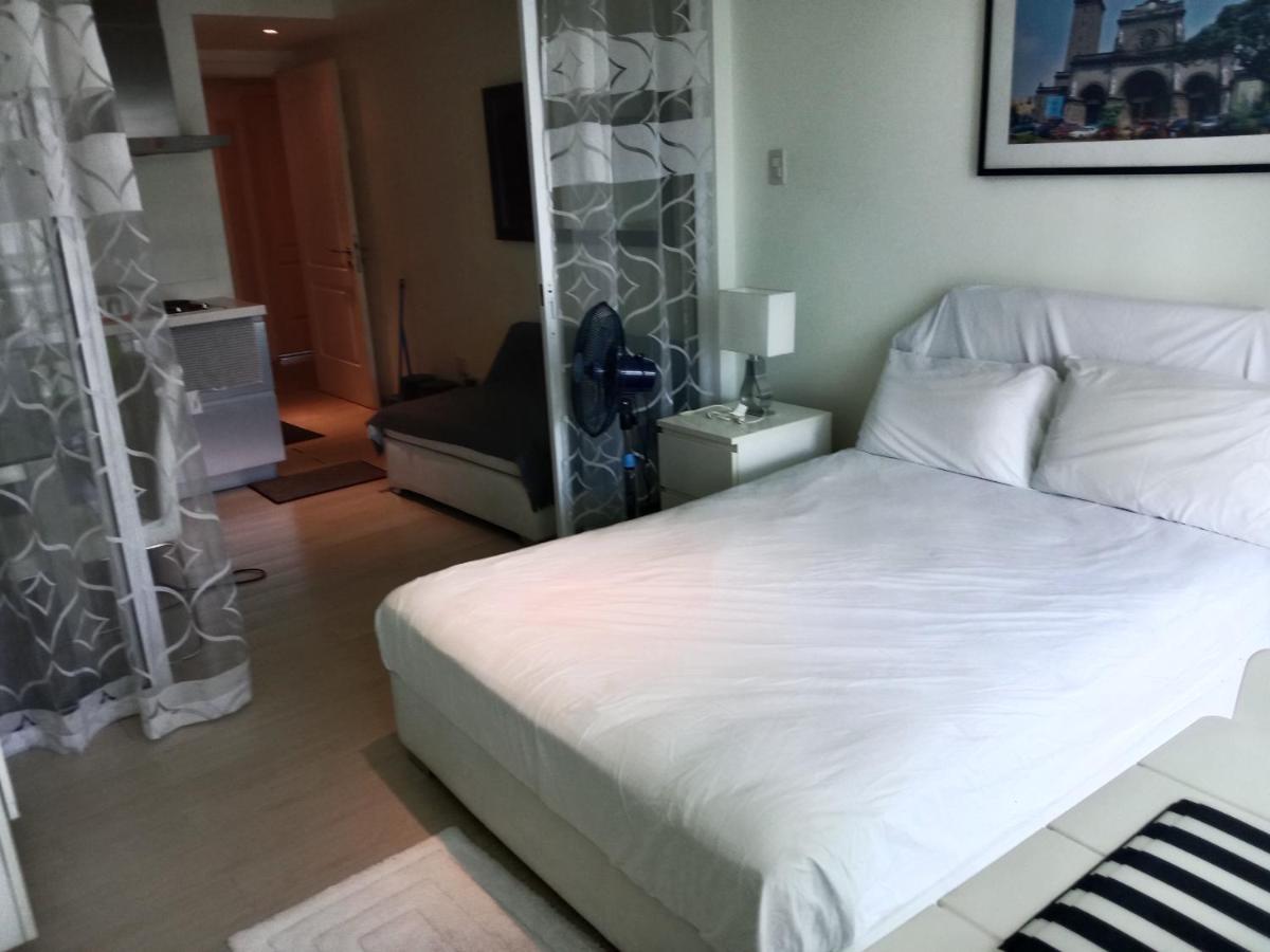 Azure Residences By Florendo Apartment *