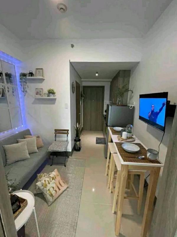 Cozy 1br With Balcony At Fame Residences Manila