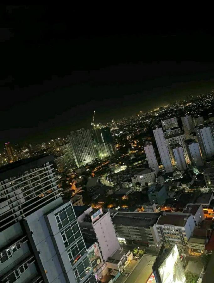 Cozy 1br With Balcony At Fame Residences Apartamento