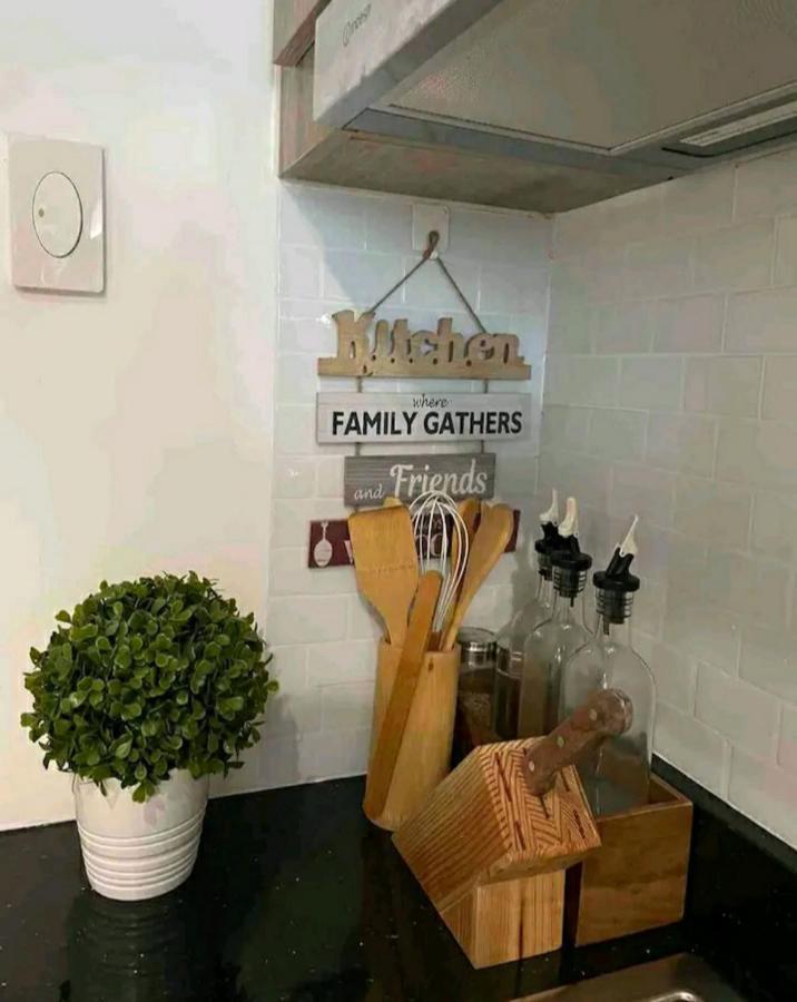 Cozy 1br With Balcony At Fame Residences * Manila