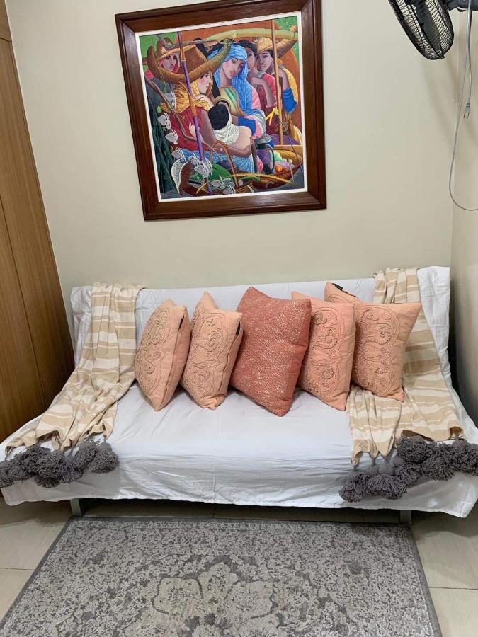 Value Q Condo1439