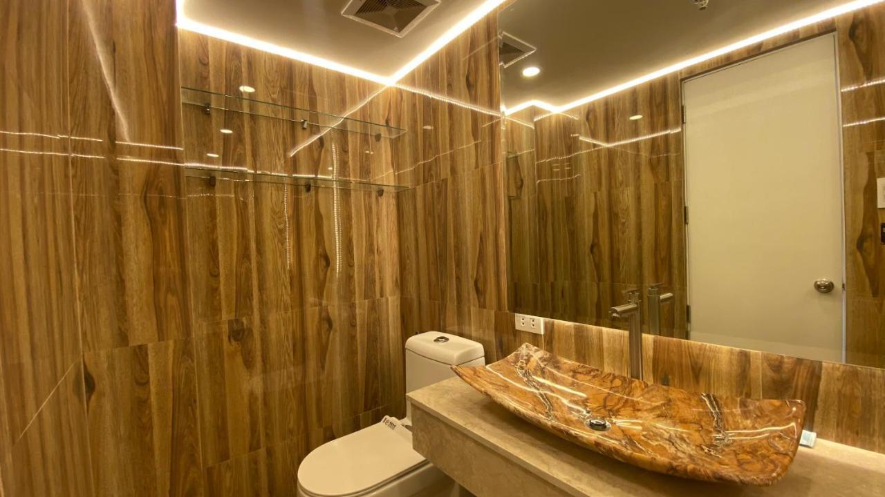 Apartment Hidden Gem At Makati *