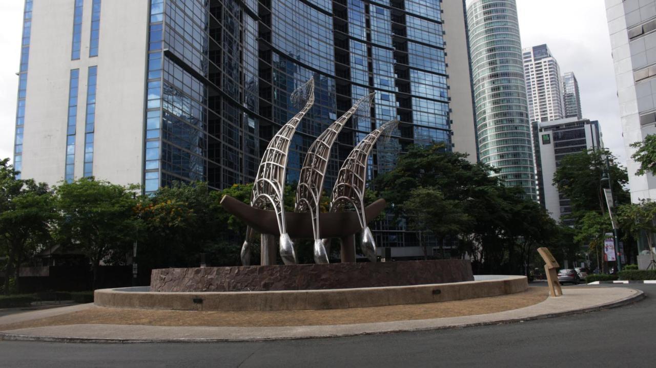 A2j Luxury Bgc 2br Loft Near Malls, Burgos Circle * Manila