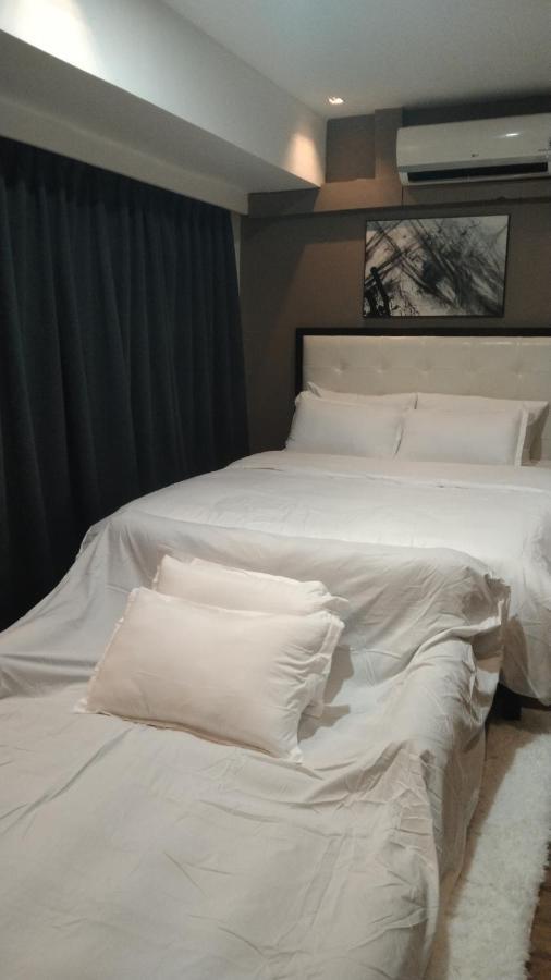 Apartment A2j Luxury Bgc 2br Loft Near Malls, Burgos Circle *