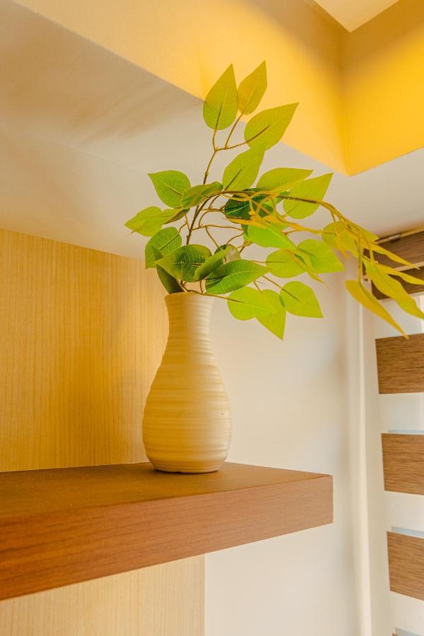 Yong's Place At Isabelle De Valenzuela