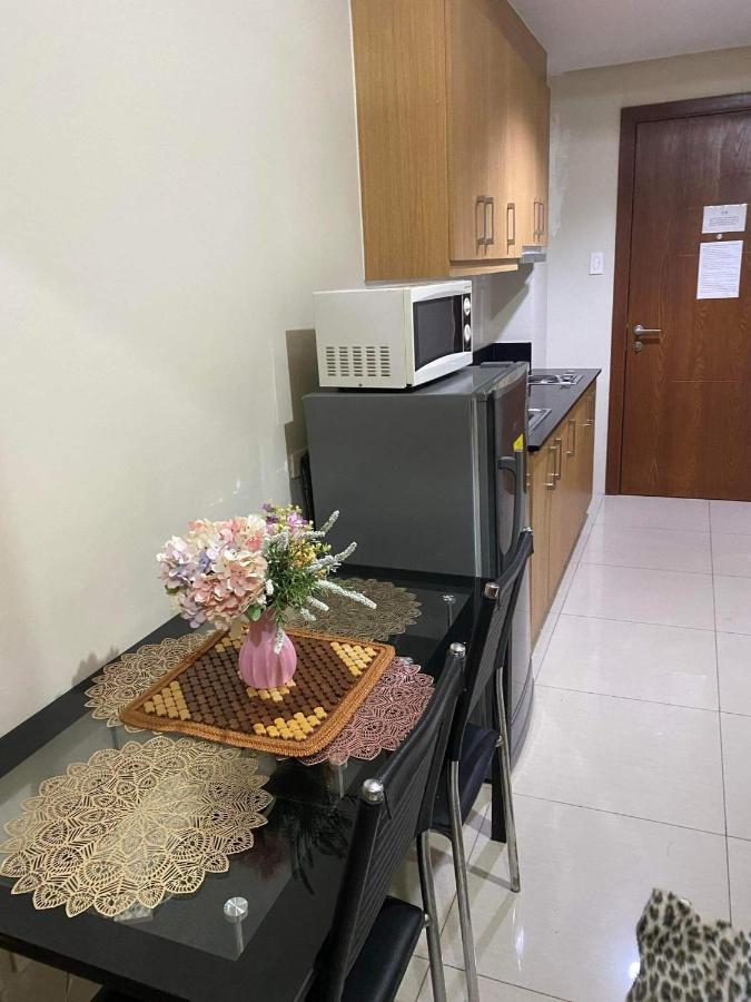 Jona'S Place At Shell Residences Manila Apartment
