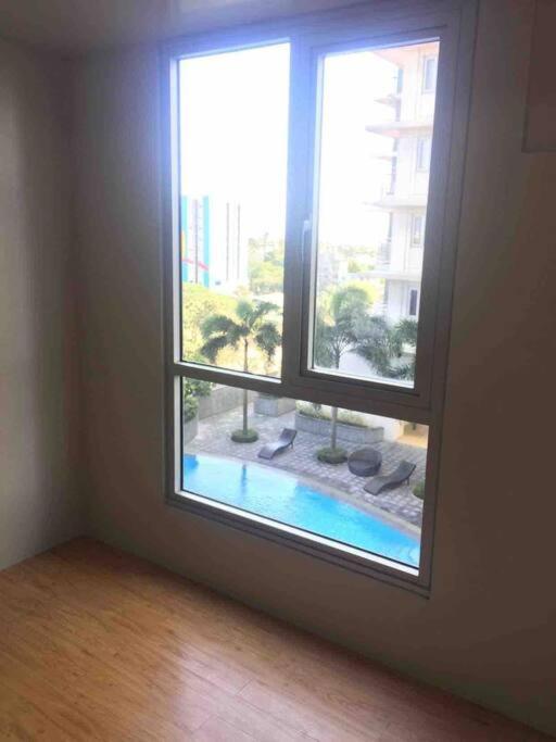 Minimalist 1 Bedroom In Alabang Near Molito And Atc With Wifi & Netflix M * Manila