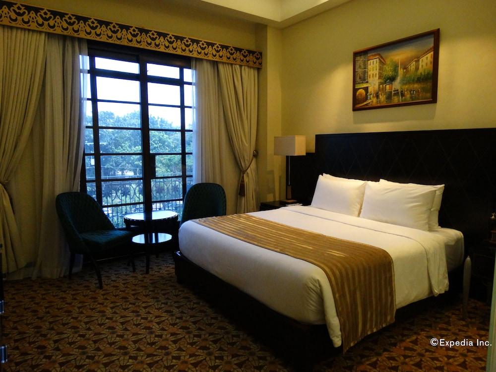 The Luneta Hotel
