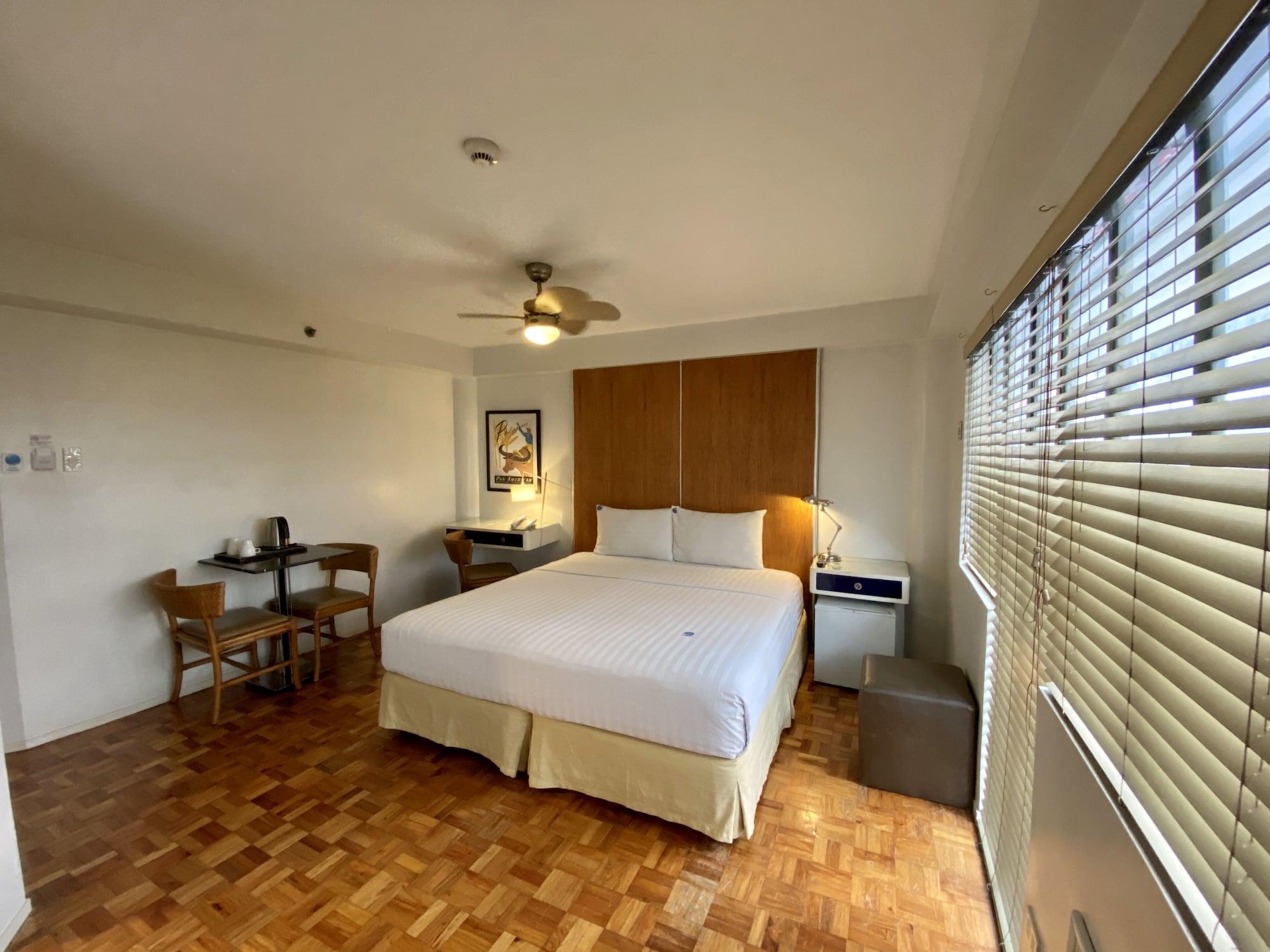 The Clipper House, Poblacion Makati * Manila