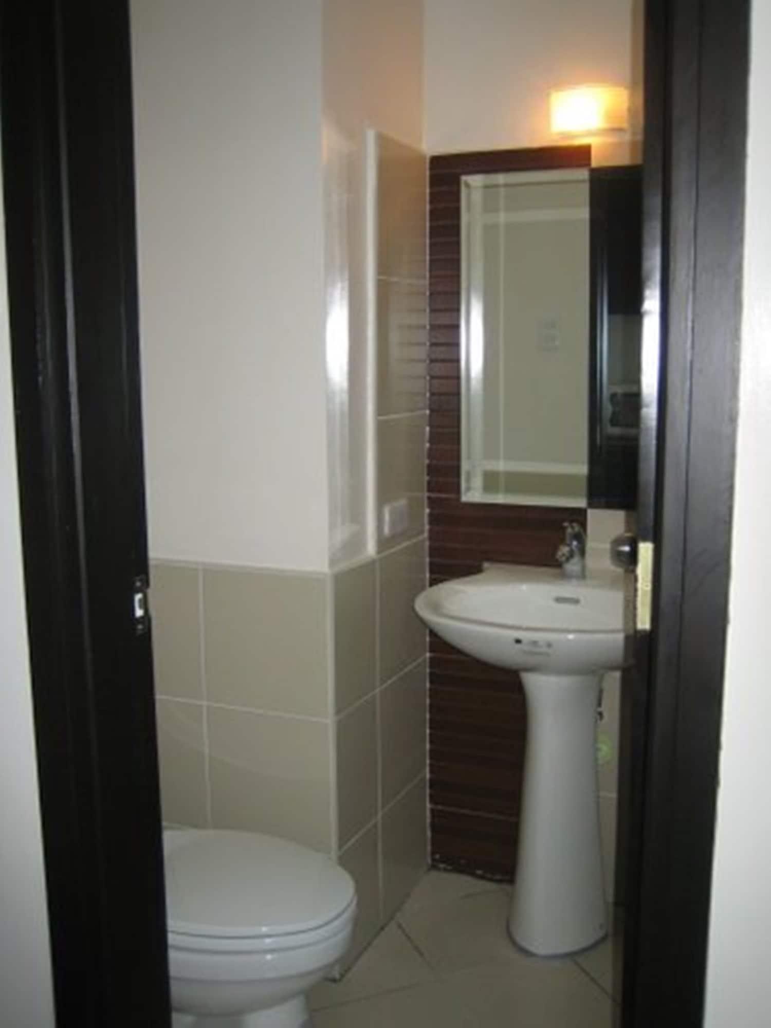 The 87 Residences Apartment