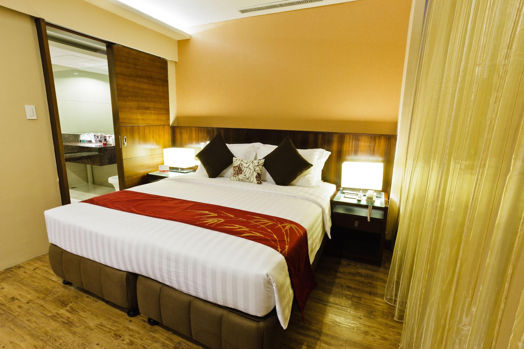 Hotel Ramada By Wyndham 4*
