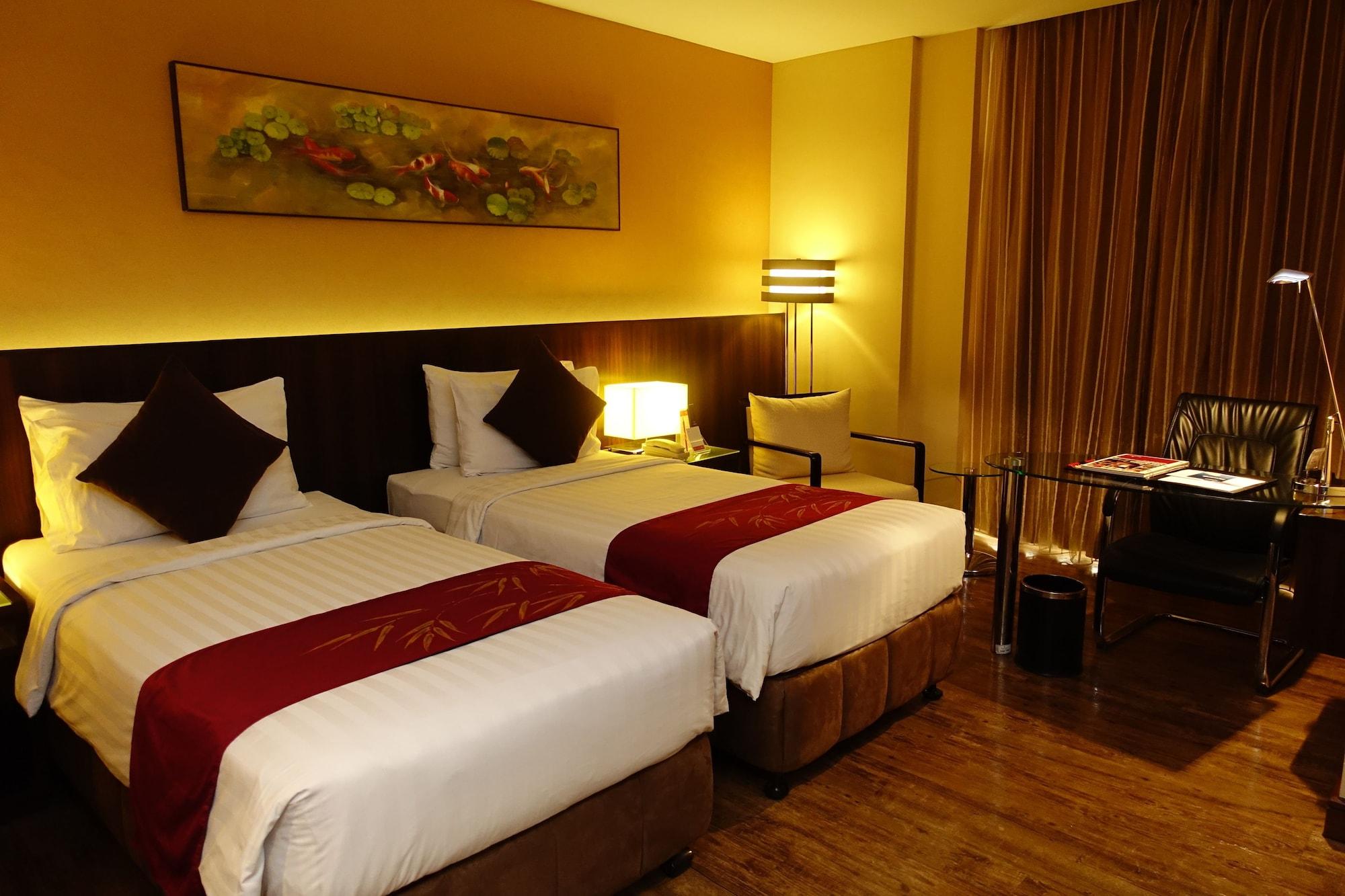 Ramada By Wyndham Hotel