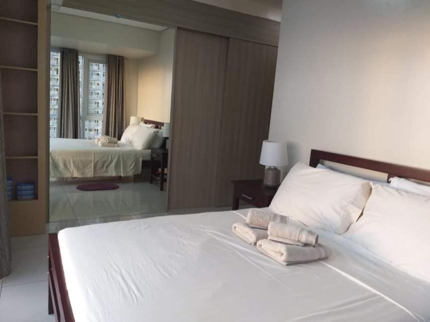 Apartment De Luxe, Standard And -the Breeze Residences-close To Airport,mall Of Asia, Us Embassy