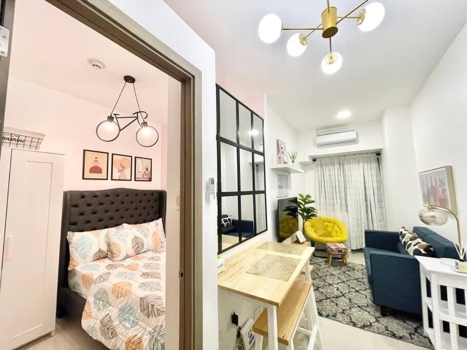1br Near Megamall, Boni & Shaw Mrt Station * Manila