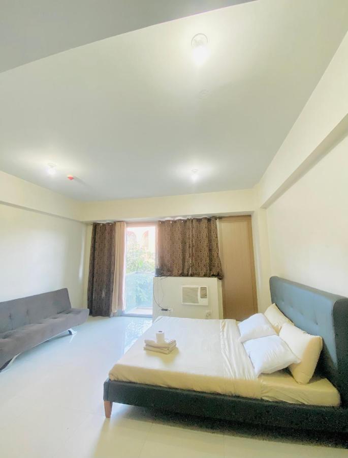 Type Near Naia Airport Apartment