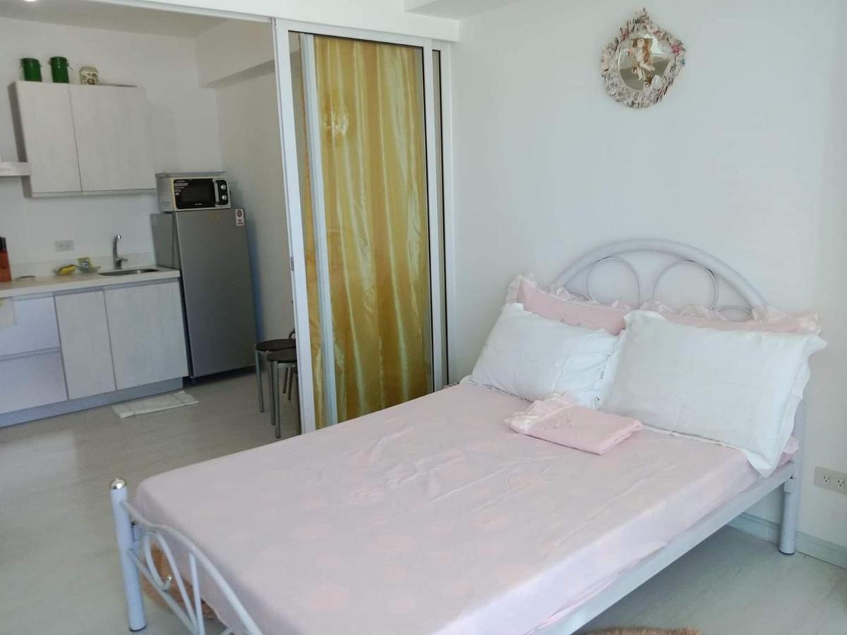 Apartment Azure Residences By Florendo