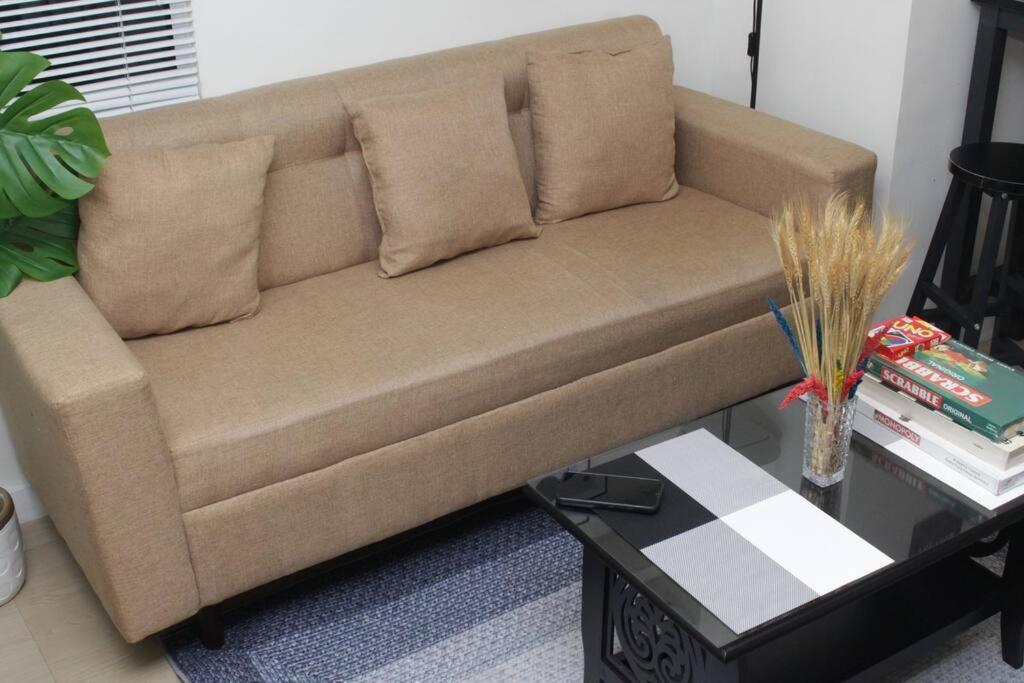 A2j Bgc Luxury 2br Loft Near Burgos Circle & Malls