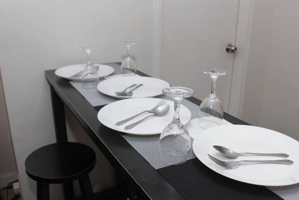 Apartment A2j Bgc Luxury 2br Loft Near Burgos Circle & Malls