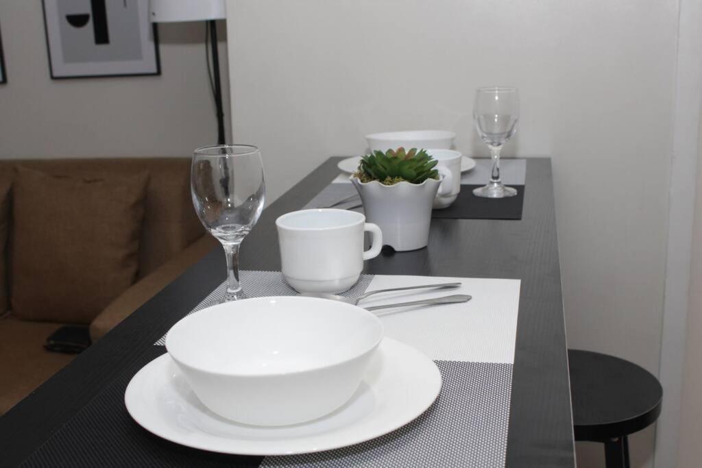 Apartment A2j Bgc Luxury 2br Loft Near Burgos Circle & Malls