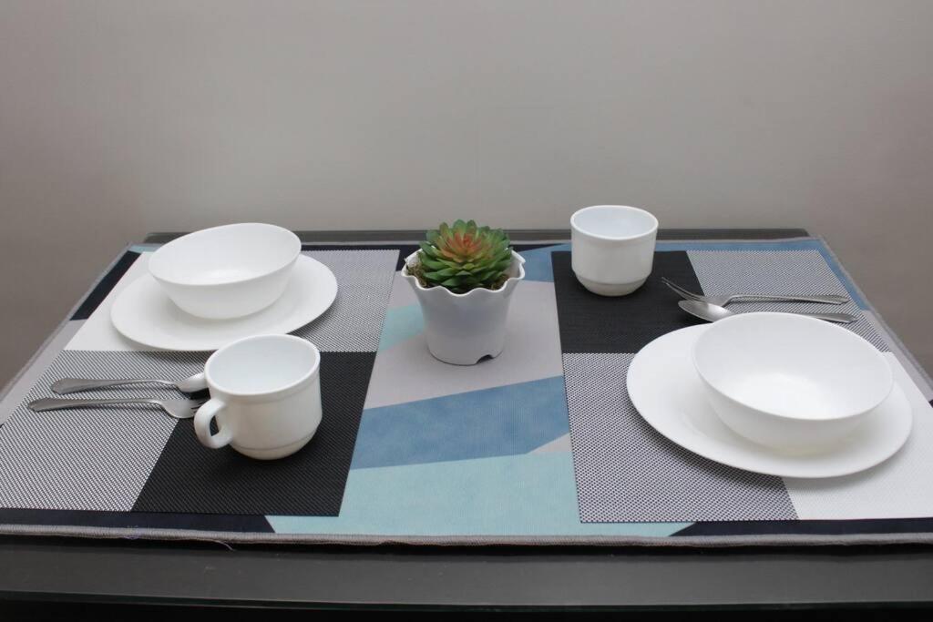 Apartment A2j Bgc Luxury 2br Loft Near Burgos Circle & Malls